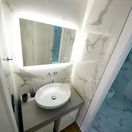 Design E Comfort Atorino Turín